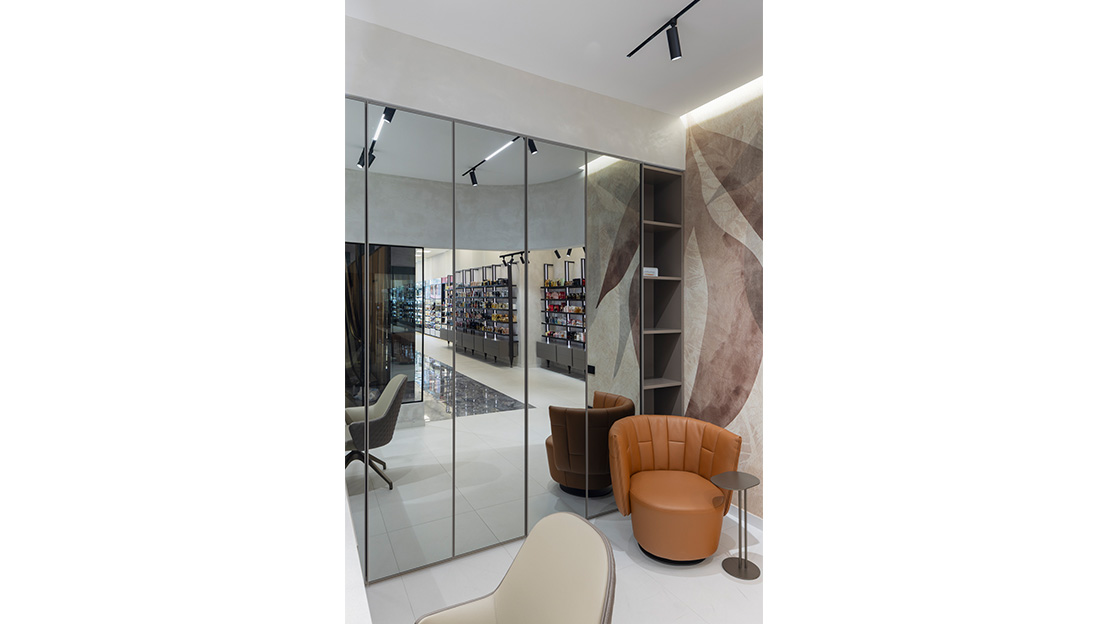 PRETTY SHOP image